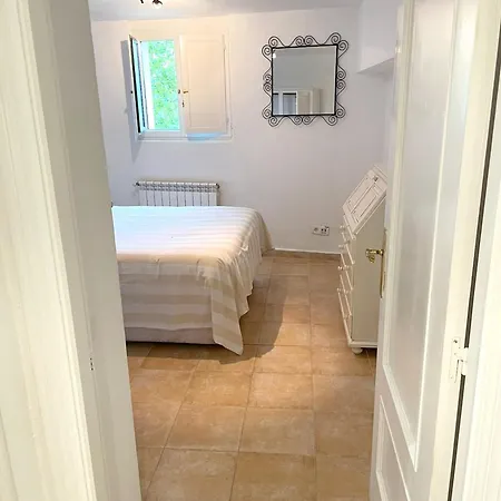 Дом отдыха Spacious House With Sea View *