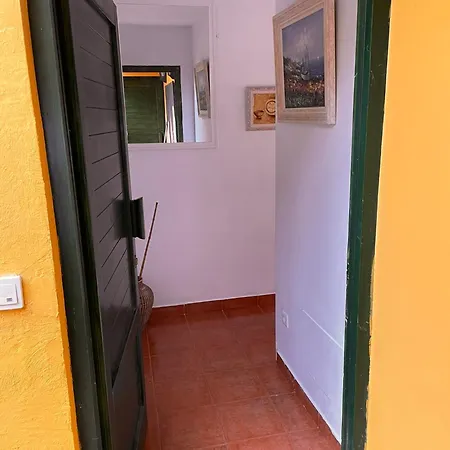 Spacious House With Sea View Дом отдыха *