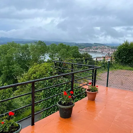 Spacious House With Sea View Дом отдыха *